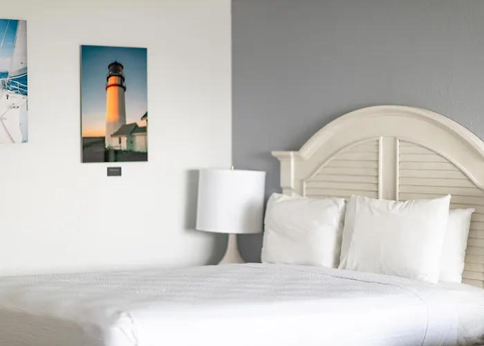 Innseason Resorts Harborwalk